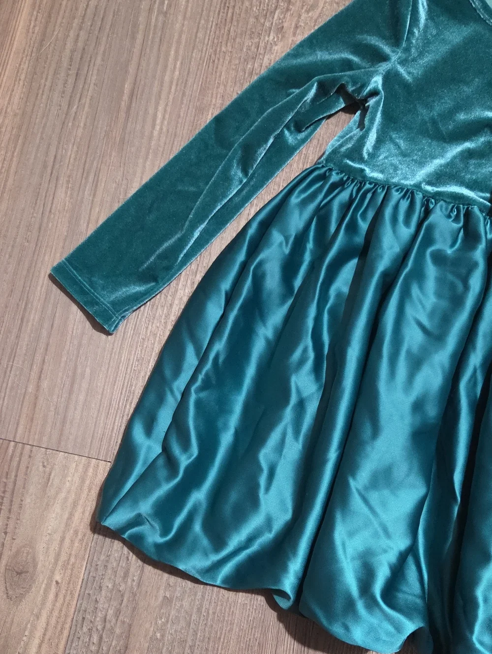 Cat & Jack Emerald Green Velvet Party Dress